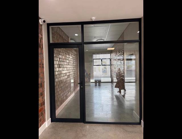 BUSINESS PROPERTY TO RENT IN PAARDEVLEI